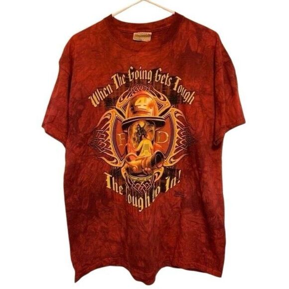 THE MOUNTAIN WHEN THE GOING GETS TOUGH FIREMEN SIZE LARGE T-SHIRT - Picture 1 of 3